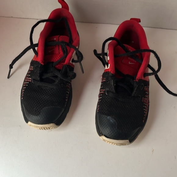 11.5C Nike shoes - Picture 4 of 7